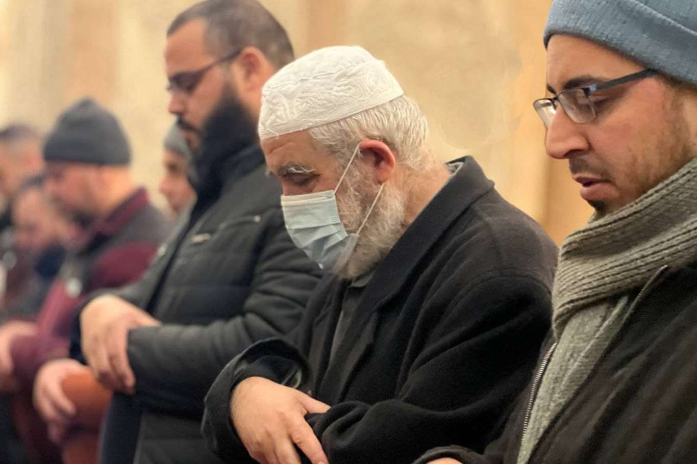 Şeyh Raid Salah'a uygulanan 15 yıllık Mescid-i Aksa'ya giriş zulmü son buldu Şeyh Raid Salah'a uygulanan 15 yıllık Mescid-i Aksa'ya giriş zulmü son buldu